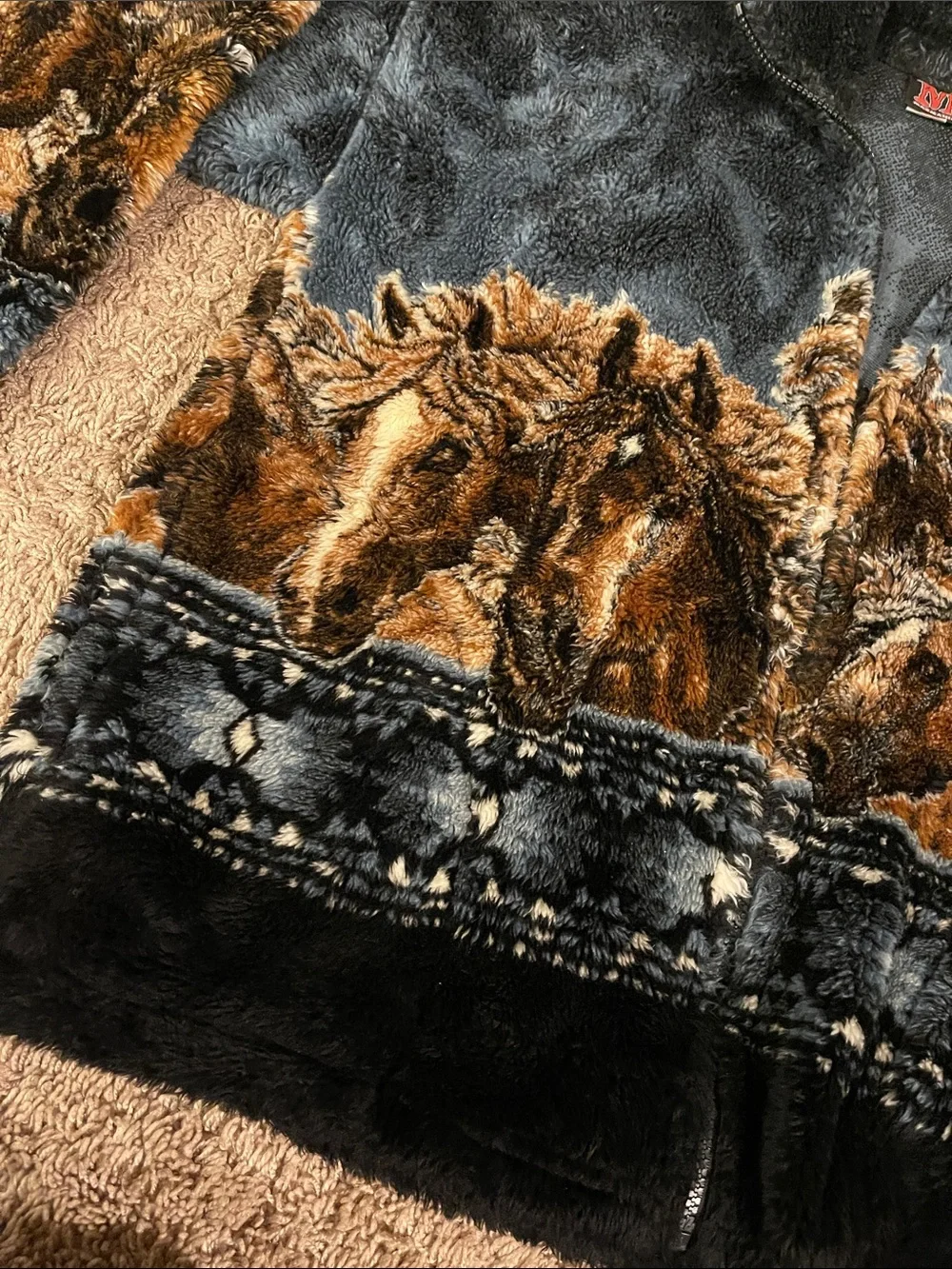 VTG 90s Mazmania Sherpa Horse Print Jacket - Black & Brown